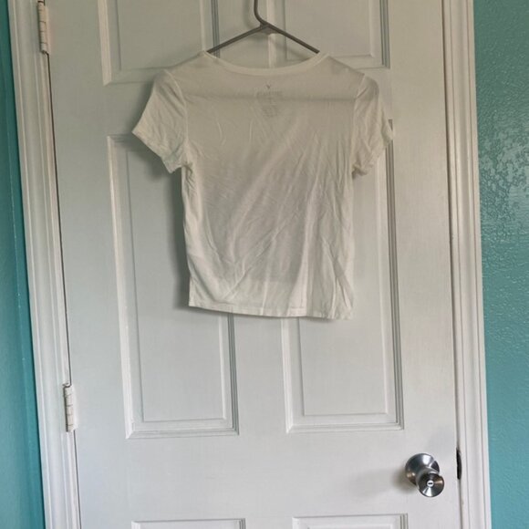 Graphic T-shirt - Picture 2 of 4